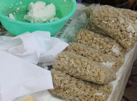 Tết Hàn thực rộn ràng ở Thủ Đô